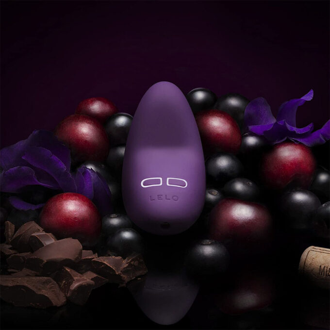 Lelo Lily 2 Rechargeable Clitoral Vibrator Pink Rose and Wisteria - Image 3